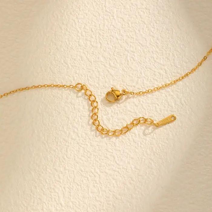 Collier pendentif en zircone cubique pour femmes