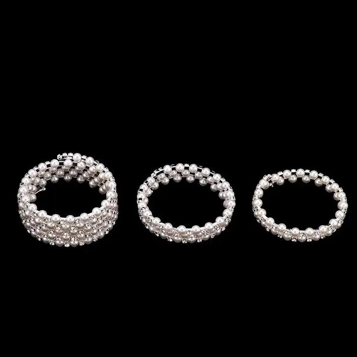 Bracelets multirangs pour femmes avec pendentif chaîne perlée et breloque enroulée en perle