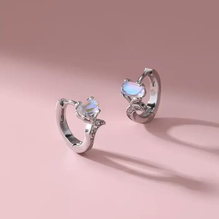 Boucle d'oreille en argent sterling 925, motif renard, petite taille, tendance, nouveau style 2026, élégante, raffinée, sophistiquée, accessoire d'oreille pour femmes