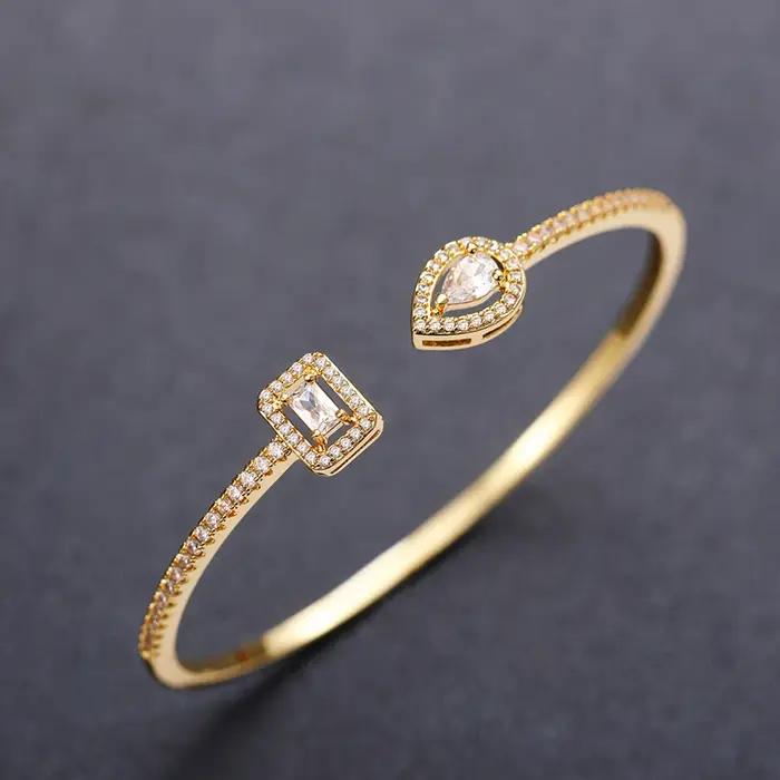 Huitan – Bracelet manchette de luxe pour femmes, tendance, avec zircone cubique brillante, vert/cris