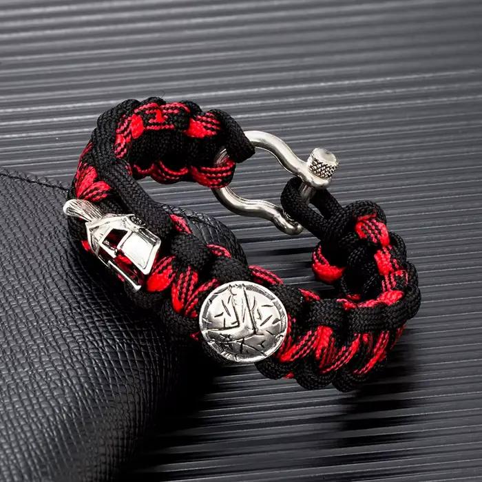 Bracelet de survie en fer à cheval style guerrier spartiate casque viking paracorde design créatif pour homme occasions spéciales et aventures