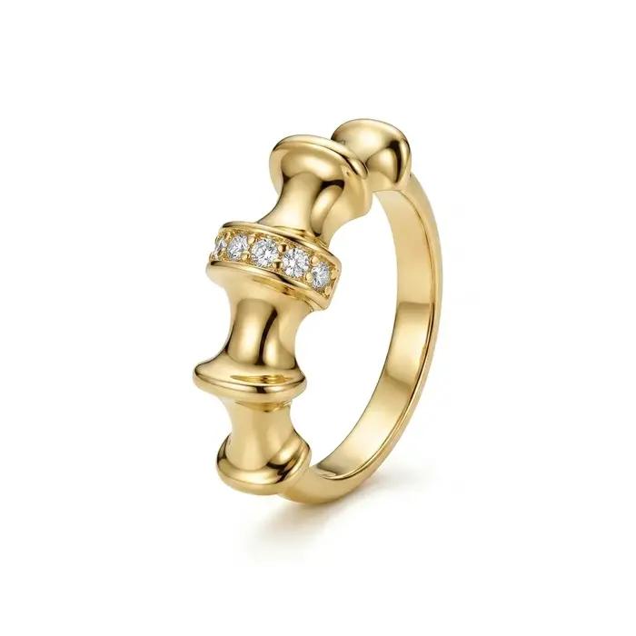 Bague élégante plaquée or pour femme avec zircon cubique