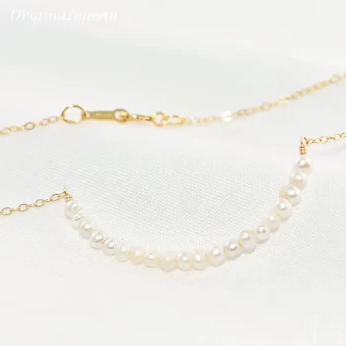 Collier de perles naturelles