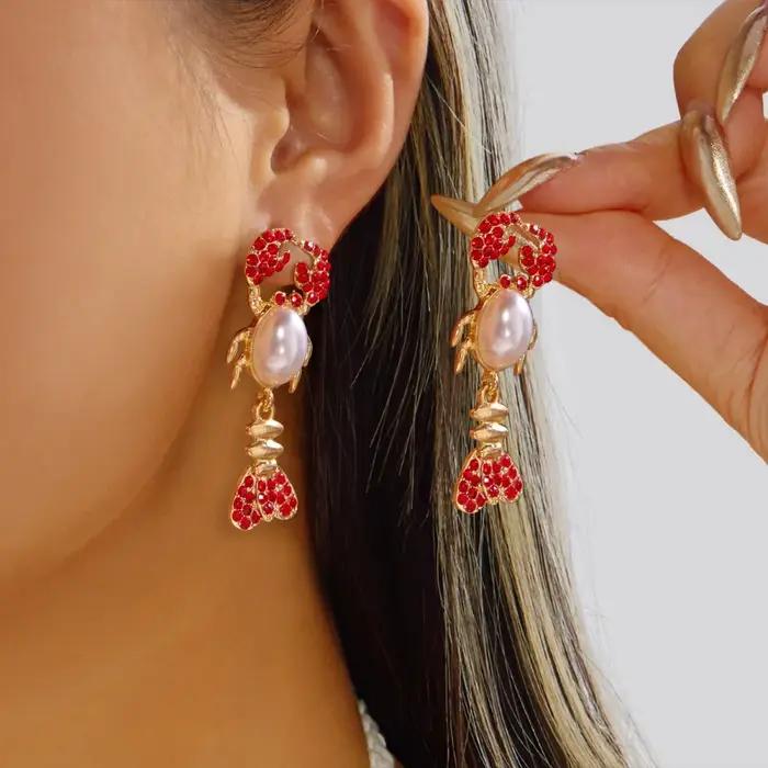 Boucles d'oreilles pendantes créatives en forme de homard ornées de strass rouges exagérés pour femmes et hommes bijoux de fête d'été occasions spéciales style bohème chic