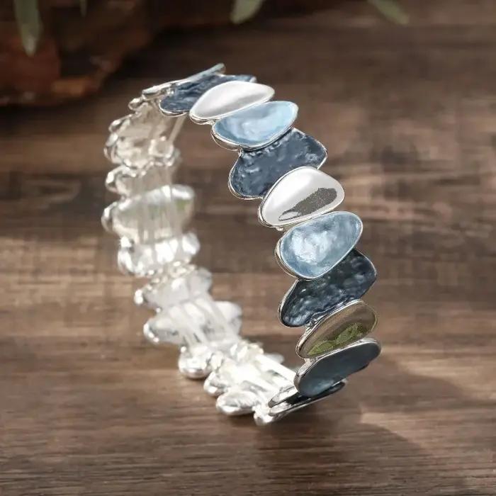 Bracelet élastique à pétales géométriques de couleur émail