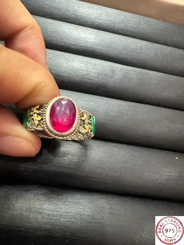 Bague tibétaine en argent cloisonné, incrustée de rubis étoilés, style ethnique rétro, bande ouverte réglable, bijou de doigt vintage unisexe