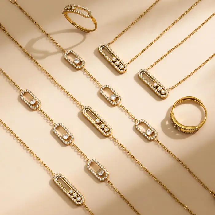 Parure de bijoux pour femme en acier inoxydable plaqué or 18 carats avec pendentifs