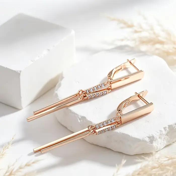 Boucles d'oreilles Kinel design tendance zircon naturel or rose 585 pour femmes occasions spéciales cadeau romantique