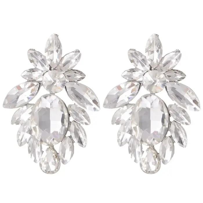 Boucles d'oreilles longues et élégantes en forme de goutte d'eau pour femmes