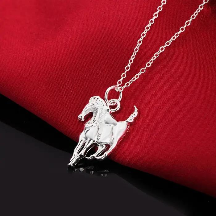 Collier en argent sterling 925 avec pendentif cheval élégant pour femmes occasions spéciales et parties