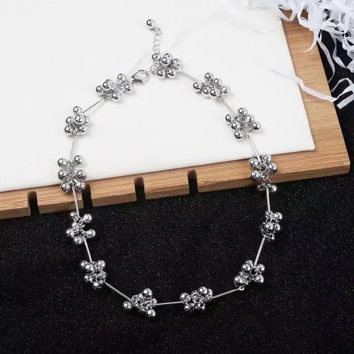 Nouveau Collier Perles de Raisin 2024 pour Femme, Accessoire Premium Fait Main, Chaîne de Clavicule, Port Superposé, Style Spice Girl Millenium