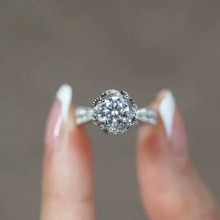 BXINY 1/2CT fleur Moissanite bague 925 en argent Sterling pour les femmes certifié GRA laboratoire-grown diamant alliance cadeaux bijoux fins