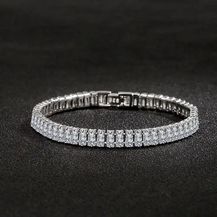 Offres spéciales 925 Bracelet en argent Sterling couleur Noble cristal main pour les femmes charme mariage concepteur