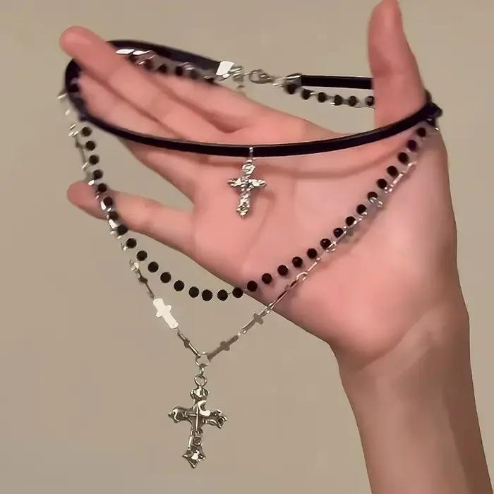 Collier Punk multicouche en croix pour fille épicée Y2K