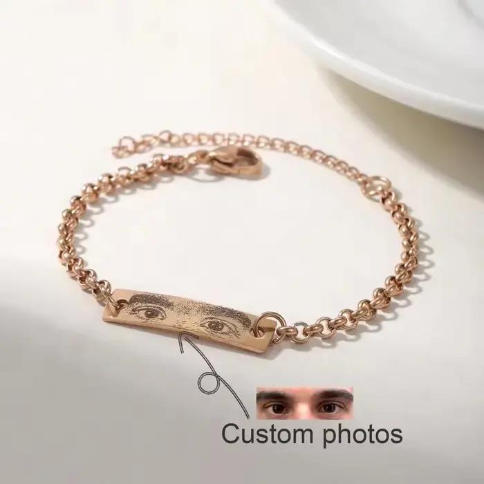 Bracelet Photo Yeux Personnalisé Cadeau pour Famille Père Couple Image Gravable Acier Inoxydable Occasions Spéciales