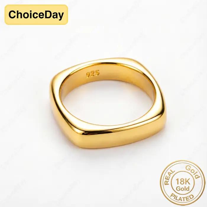 Bague carrée simple luxueuse plaquée or 18 carats pour femme