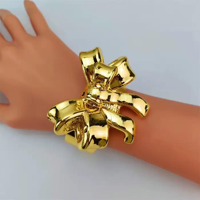 EMMA vente chaude femmes ensemble de bijoux nouveau classique à la mode collier boucles d'oreilles ensembles Style italien bijoux de luxe pour dame africaine maman