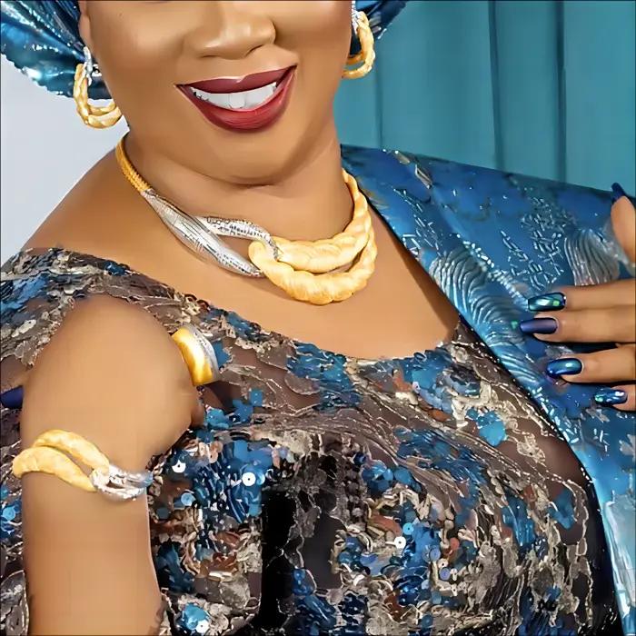 Ensemble de bijoux plaqués or pour dames