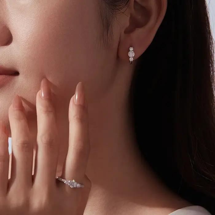 Boucles d'oreilles BAMOER en moissanite plaquées en argent sterling 925 pour femmes occasions spéciales anniversaire fiançailles soirée mariage