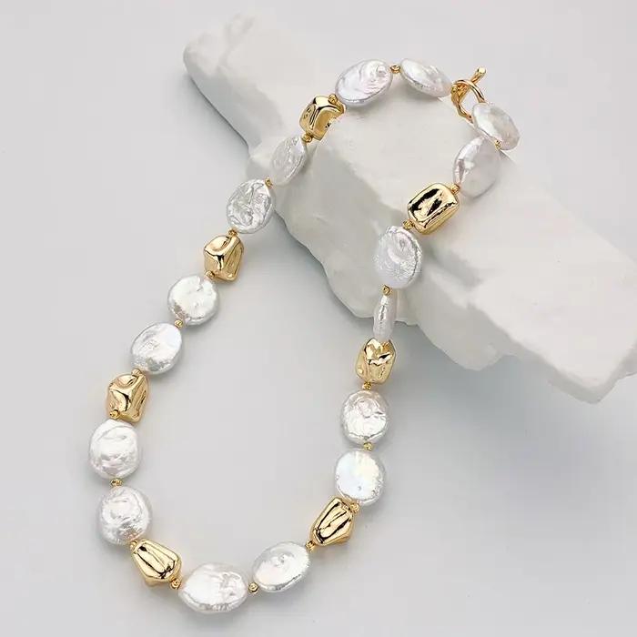 Collier baroque en perles d'eau douce naturelles pour femmes et filles élégantes bijoux de fête quotidienne cadeau d'occasion spécial