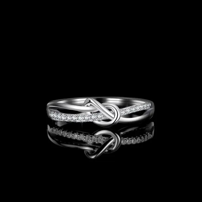 Bague en argent sterling 925 sertie de moissanite et zirconium pour femmes occasions d'engagement alliances de mariage élégantes style moderne