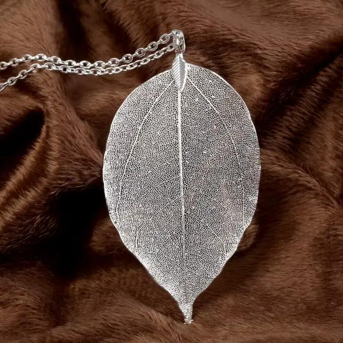 Collier en feuille naturelle véritable plaqué argent pour femmes occassions spéciales vintage élégant à offrir pour mère filles dames amies