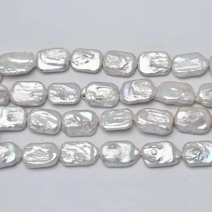 Collier de perles baroques carrées blanches naturelles pour femmes occasions spéciales élégance et sophistication