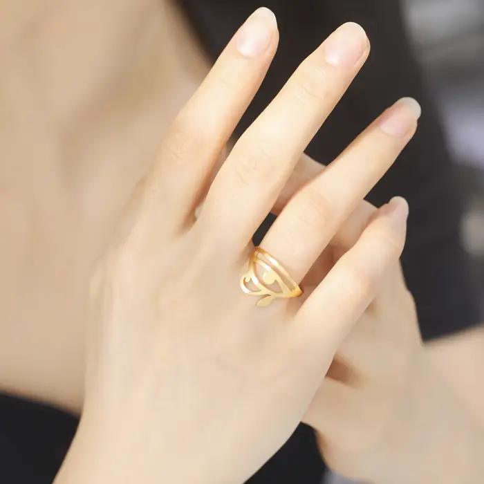 Bague Oeil d'Horus en acier inoxydable avec revêtement plaqué or pour femmes, bijou mythique, cadeau d'anniversaire, alliance symbolique pour toutes les occasions
