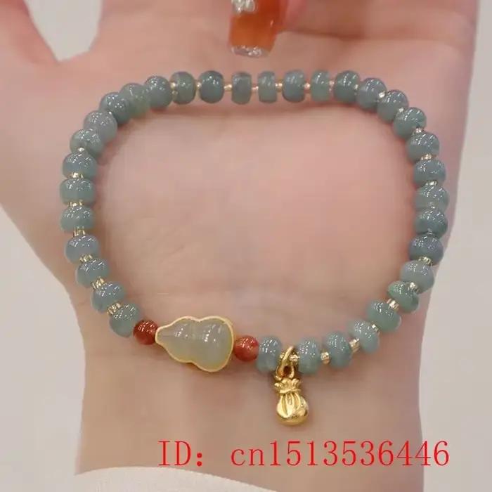 Bracelet de perles de boulier d'eau émeraude birmane ajustable et sculpté à la main pour femmes pour les occasions spéciales
