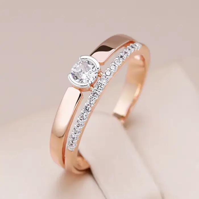 Bague de luxe pour femme en plaqué or 18 carats avec zircon naturel blanc et design géométrique ajustable pour mariage et cadeau