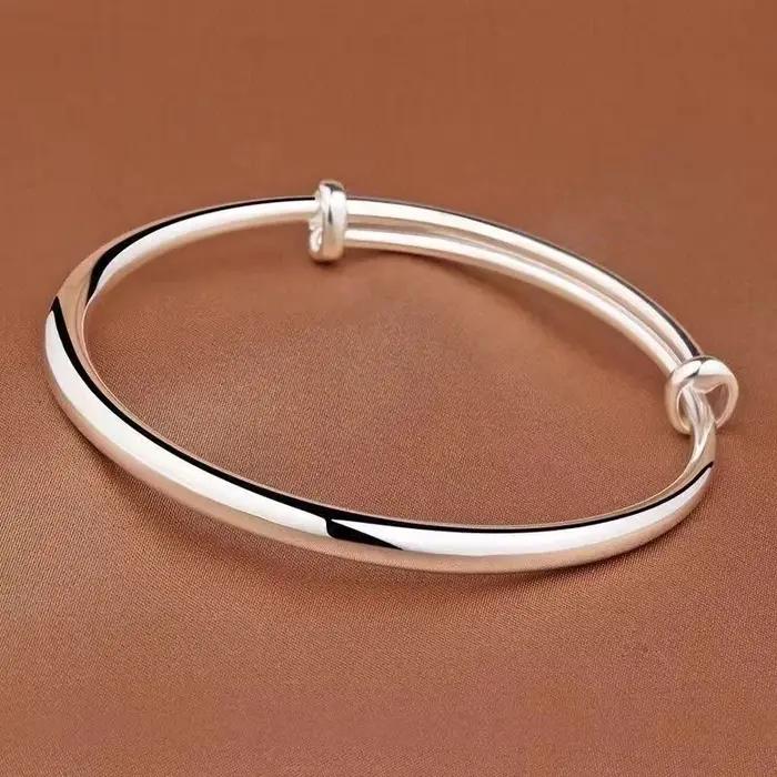 Bracelet simple, classique et personnalisé couleur argent avec bouche ouverte, bracelet couleur arge