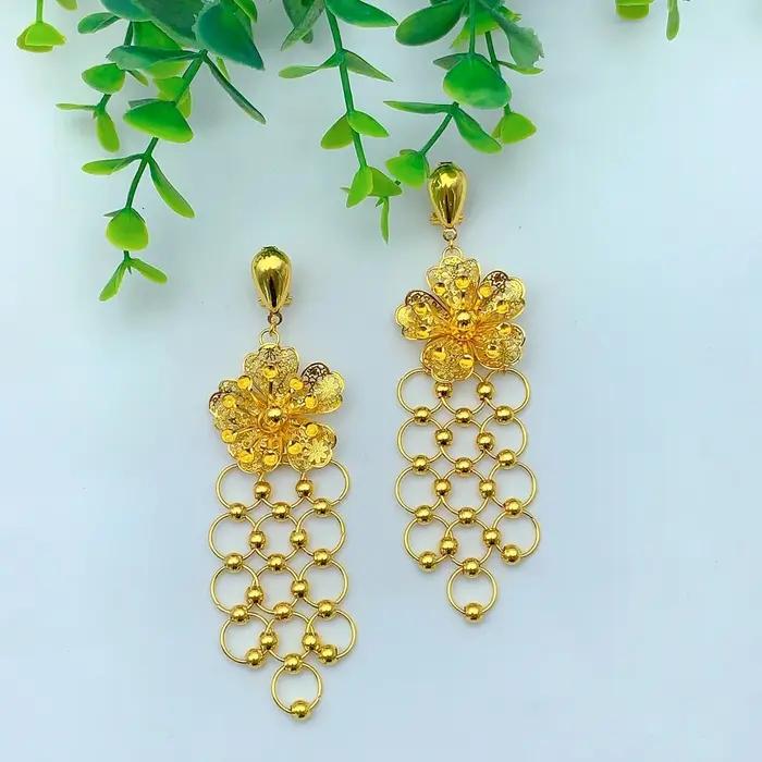 Parure de bijoux de luxe Dubaï : collier long fleuri et boucles d'oreilles pour femme