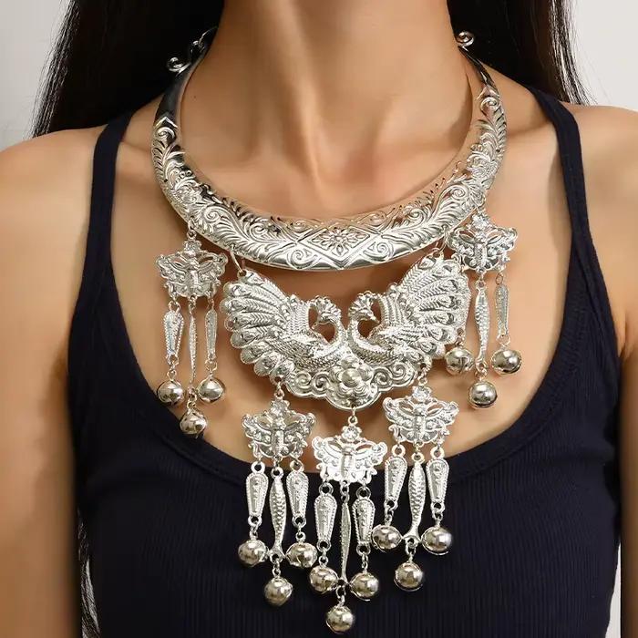 Collier rétro Miao de minorité ethnique, couleur argent chinois traditionnel, Costume de danse artisanal, chaîne d'accessoires spéciaux
