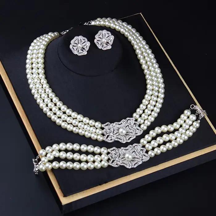 Ensemble collier, boucles d'oreilles et bracelet de mariée de style français - accessoire polyvalent et élégant pour