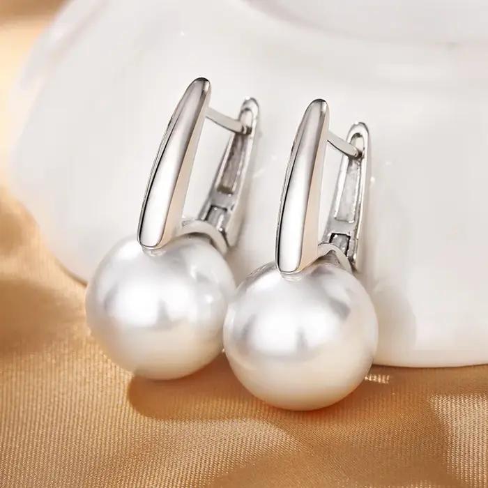 Huitan – boucles d'oreilles simples et élégantes en Imitation de perles pour femmes, couleur métal argent, mode polyvalente, accessoires d'oreille pour dames, nouveaux bijoux