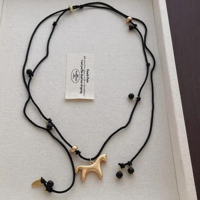 Colliers pendentifs Minar avec perles multicolores en forme de cheval de dessin animé
