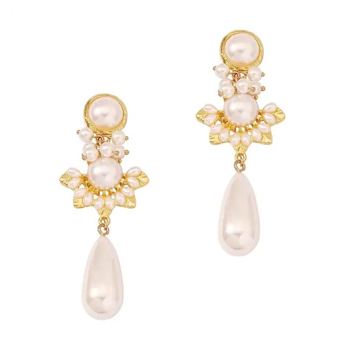 Boucles d'oreilles élégantes en perles