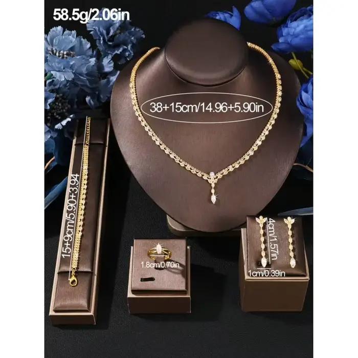 Ensemble de bijoux de mariée en strass doré élégant et luxueux pour cérémonie d'engagement et occasions spéciales femmes