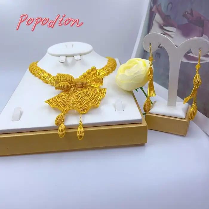 Ensemble de bijoux plaqué or 24 carats pour femmes avec collier et boucles d'oreilles romantiques pour soirées et mariages