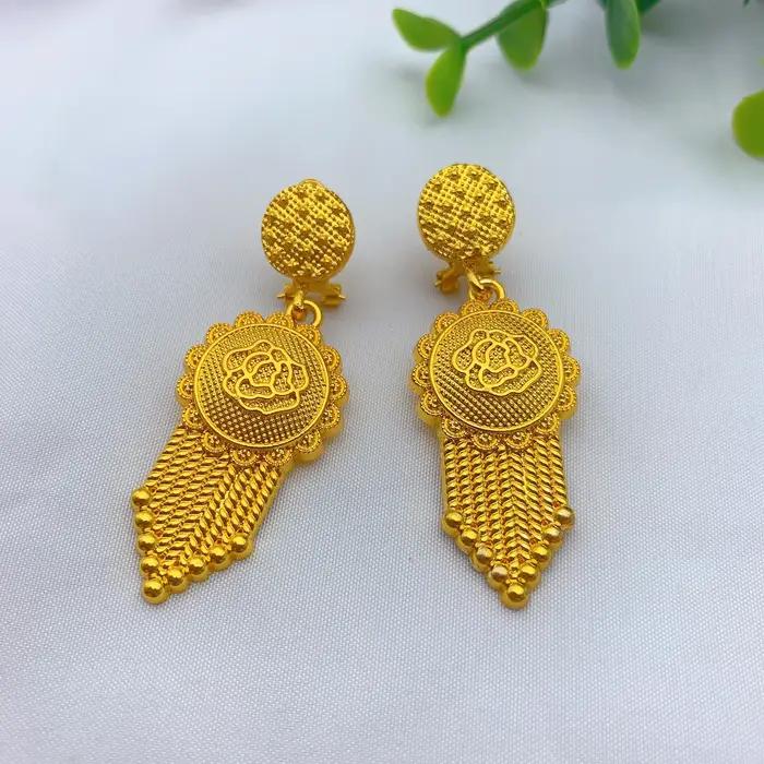 Ensemble de bijoux ANIID en or 24 carats pour femme avec collier grand pendentif et boucles d'oreilles pour mariage et occasions spéciales