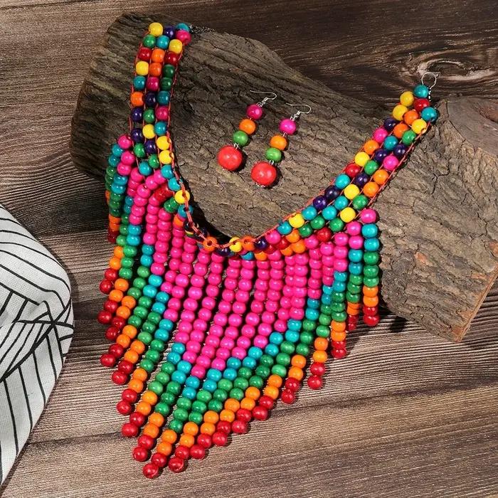 Ensemble de bijoux africains style bohème vintage collier bib perles de bois faites à la main boucles d'oreilles pour femmes accessoires de fête occasions spéciales