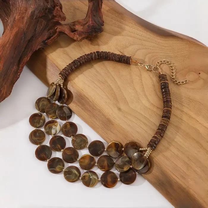 Collier Multicouche Perlé Fait Main en Perles Acryliques et Bois Géométriques Rondes Tendance Zara 2026 pour Femme – Bijou de Cou Idéal pour les Vacances d'Été