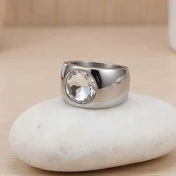 Alliance de mariage en acier inoxydable plaquée or avec zirconium pour femme élégante occasions spéciales