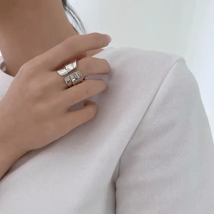 Bague de cocktail Hiphop avec revêtement d'argent pour homme et femme, style rock, motifs géométriques, ajustable, cadeau pour anniversaire, mariage et autres occasions spéciales