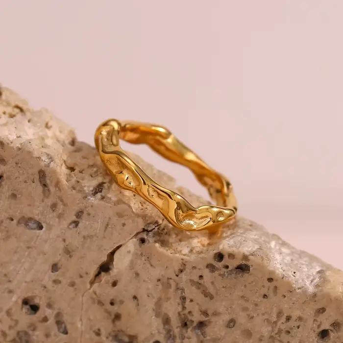 Coulée vague d'eau irrégulière martelée plaqué or Index bagues pour femme minimaliste bases en acier inoxydable anneaux bijoux
