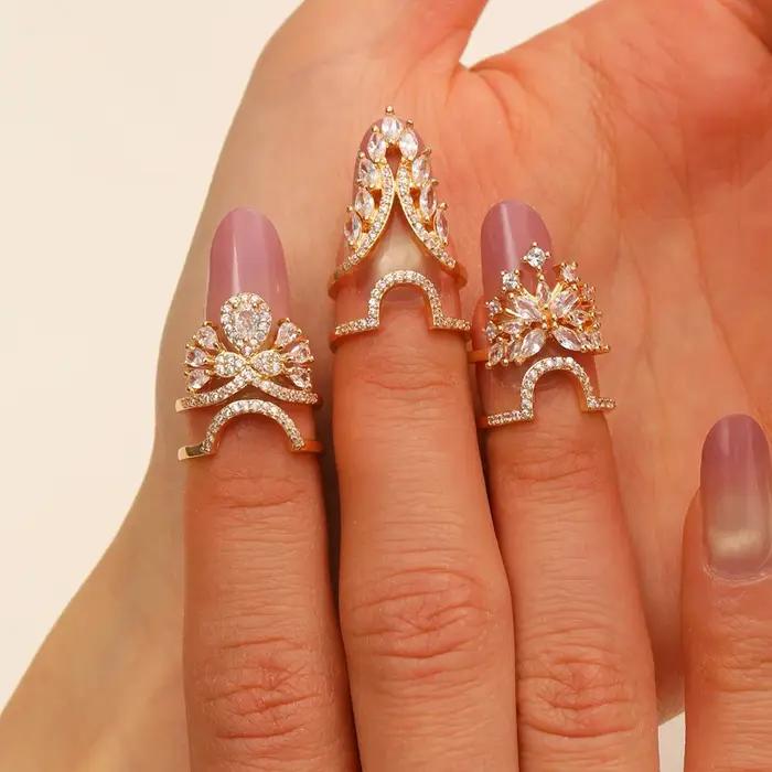 Bague d'ongle en zircon brillant exquise pour femme