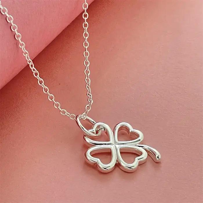 Collier trèfle élégant en argent sterling 925 pour femmes