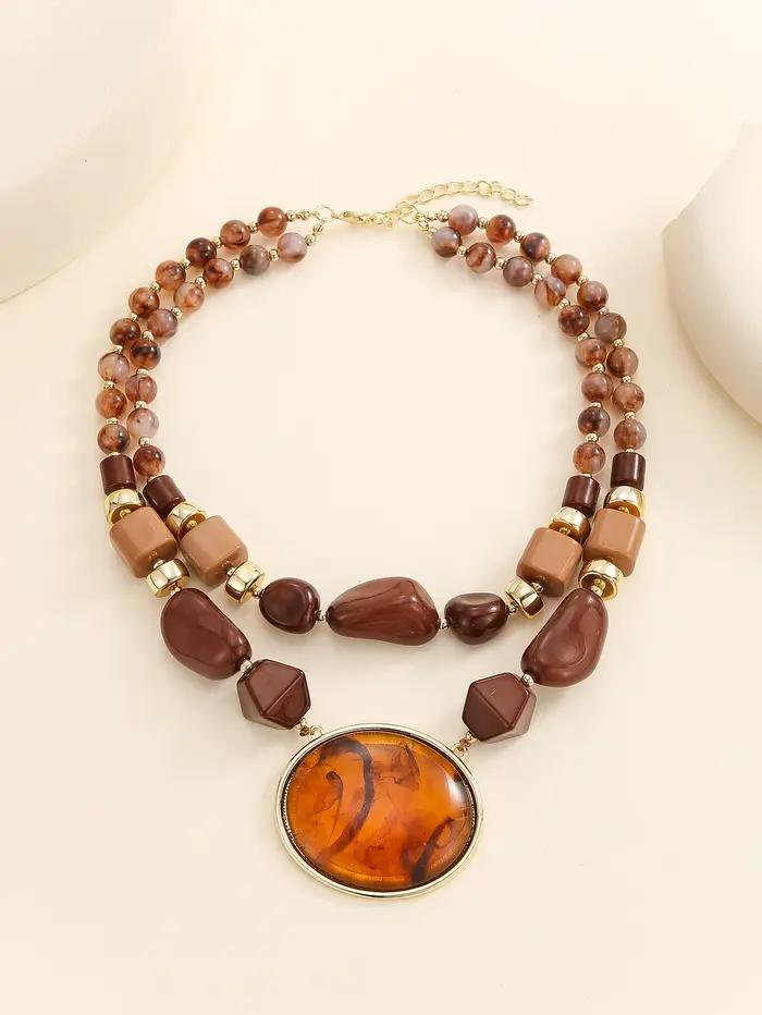 Collier multi-rangs résine acrylique perles ambre noir pendentif or jaune clair bijoux femmes accessoires uniques occasions spéciales tous les jours