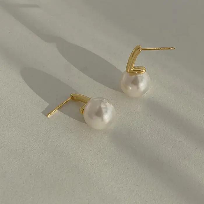 Boucles d'oreilles à tige en perles plaquées or pour femmes avec certificat NGGC, argent sterling 925, design géométrique, pour anniversaire et autres occasions spéciales