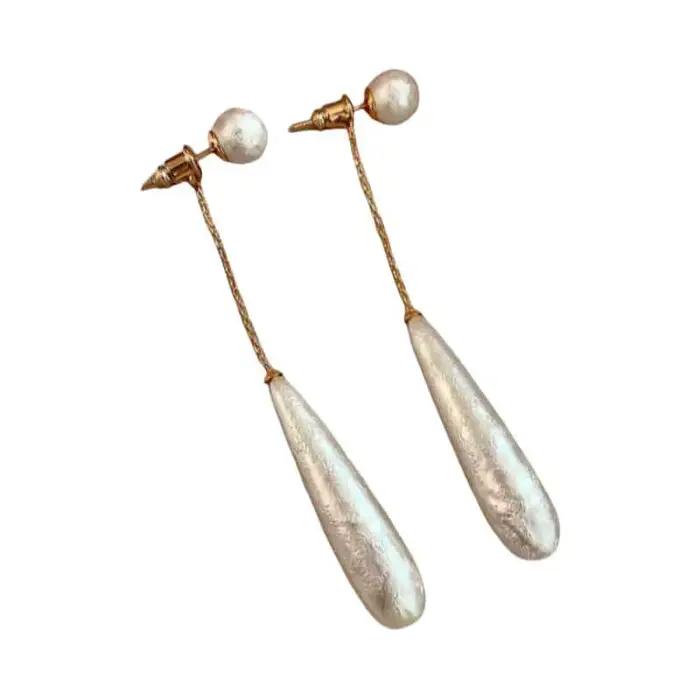 Boucles d'oreilles pendantes imitation perles pour femmes, design de niche élégant, goutte d'eau, bijoux simples, cadeaux pour occasions spéciales